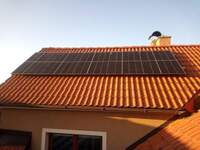 Obrazová příloha 2: FV panely Trina Solar ZDROJ: Instalace Greenczech Energy