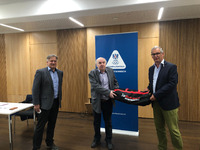 v.l.n.r.: Mag. Hannes Seyer (LSO OÖ), OÖBV Präsident Herbert Koch und ÖBV Präsident Harald Starl (Foto: Peter Zauner)