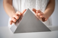 Titanpyramide 20x20