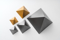 Titanpyramiden erzeugen Minus Ionen