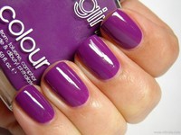 Tendências de unhas Outono/Inverno 2017- Tons Fortes