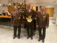 vlnr.: OBI Josef Grasl, OBI Alfred Kerschbaumer, HBI Alois Wieser;