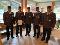 v.l.n.r.: HBI Alois Wieser, OFM Simon Auckenthaler, HLM Karl Mühlsteiger, BV Thomas Rainer, OBI Josef Grasl;