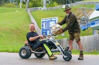 v.l.n.r: Andreas Markusich (Geschäftsführer Bergbahnen Mitterbach) und Peter Huber (Betriebsleiter Mendlingtal). © NB/Bollwein