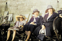 Gertrude (right) with Margaret Cecily Neville Woodforde (sister-in-law) and Mona Woodforde (daughter). Weston-super-Mare, 1933.