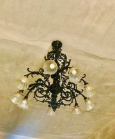 Lampadario in ghisa verniciata nero e vetro di murano 1885
