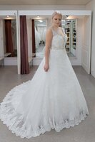 Hääpuku nro. 47 - koot 32, 34, 36 ja 40 - hinta 1699€
