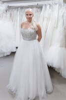 Hääpuku nro. 80 - koko 38, hinta 699€