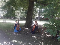 Duo zpívajících gambistek - Mélusine de Pas, Magda Uhlířová (barokní duo, adaptace šansonů)