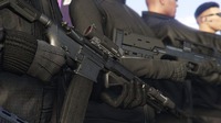 武器は正しき者の手に。
