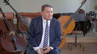 "Konečne sme chceli niečo v tomto štáte znamenať a podieľať sa na spoločenskom živote.", hovorí o svojich začiatkoch v politike Gejza Adam.