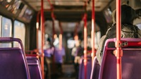 veřejné dopravní prostředky - dotykové části, madla
