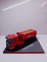 Auto měří cca 41x10 cm, váha 5 kg. Cca 30 porcí.