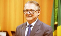 Ministro Ricardo Vélez Rodríguez anuncia piso mais baixo para os professores / Foto: Site Nova Escola