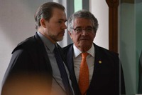 Ministros do STF Dias Toffoli e Marco Aurélio Mello. Em 2013, Supremo reconheceu a constitucionalidade da lei do piso dos professores. Foto: Fabio Rodrigues Pozzebom/Agência Brasil.