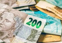 Recursos estão na casa dos R$ 90 bilhões, resultado de dinheiro a menos repassado a estados, DF e municípios. Imagem: aplicativo Canva.