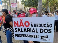 Abono de "sobras" do Fundeb na verdade é salário que não foi pago durante este ano de 2021. Foto: Apeoesp.