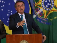 Bolsonaro tenta abafar escândalo e atua nos bastidores para impedir CPI. Foto: Fabio Rodrigues-Pozzebom/ Agencia Brasil.