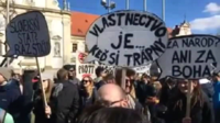 Zdroj: https://www.hlavnespravy.sk/anti-fasisticky-pochod-alebo-vlastizradny-pochod-proti-slovensku/932912