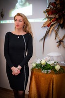 Polgári búcsúztató ravatalozó teremben