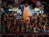 Nacimiento andino en miga de pan policromada, Cuzco (Perú)