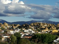 Blick auf das Höhlenviertel von Guadix