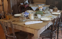 Kitchen set in slab cottage