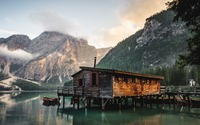 www.unsplash.com LUCA BRAVO