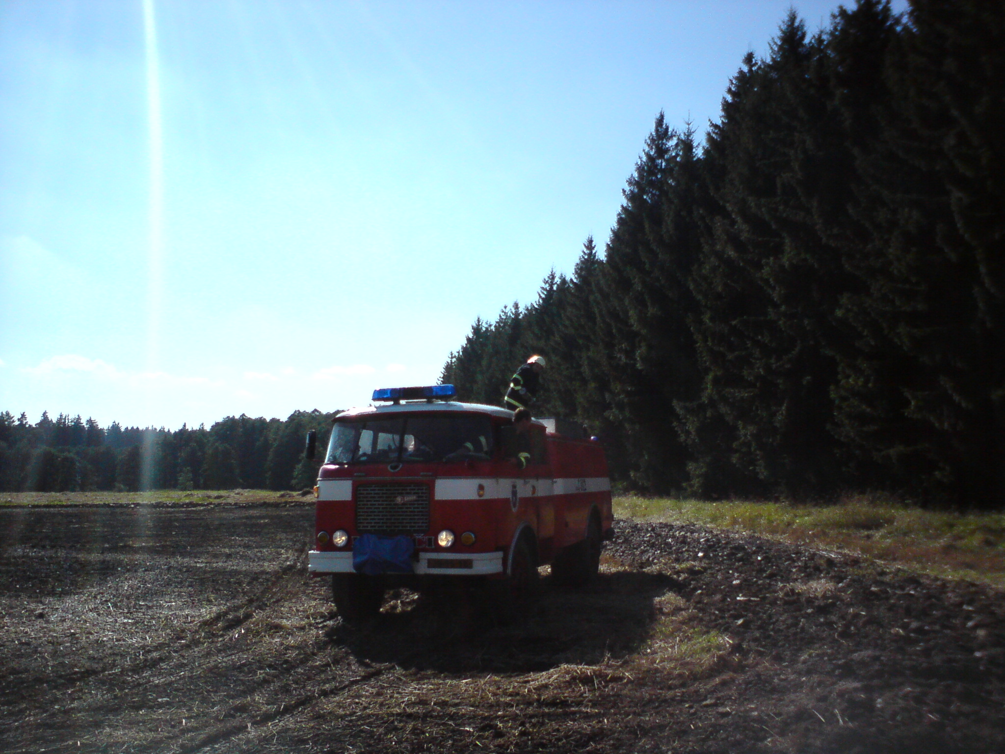 Požár slámy Tyšerův rybník