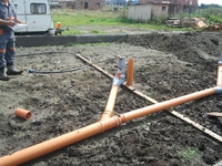 Detail založení splaškové kanalizace v RD