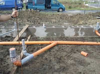 Detail založení splaškové kanalizace v RD