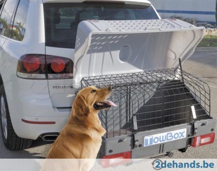 towbar dog box