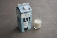 Súdy zakázali firme Oatly v reklame označovať kravské mlieko ako "zlé mlieko". Súdy navyše v Európskej únii zakázali, aby sa nápoj nazýval "ovsené mlieko".