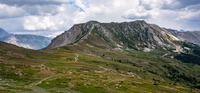den 20: za Col du Granon se rozhodujeme zda jít hřebenovkou anebo stezkou na úbočí