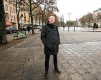 Mattias Lundekvam, Hörselskadades riksförbunds ordförande, har reagerat starkt på förslaget om abonnemangsavgifter på hjälpmedel inom Region Örebro län. FOTO: GABRIEL RÅDSTRÖM