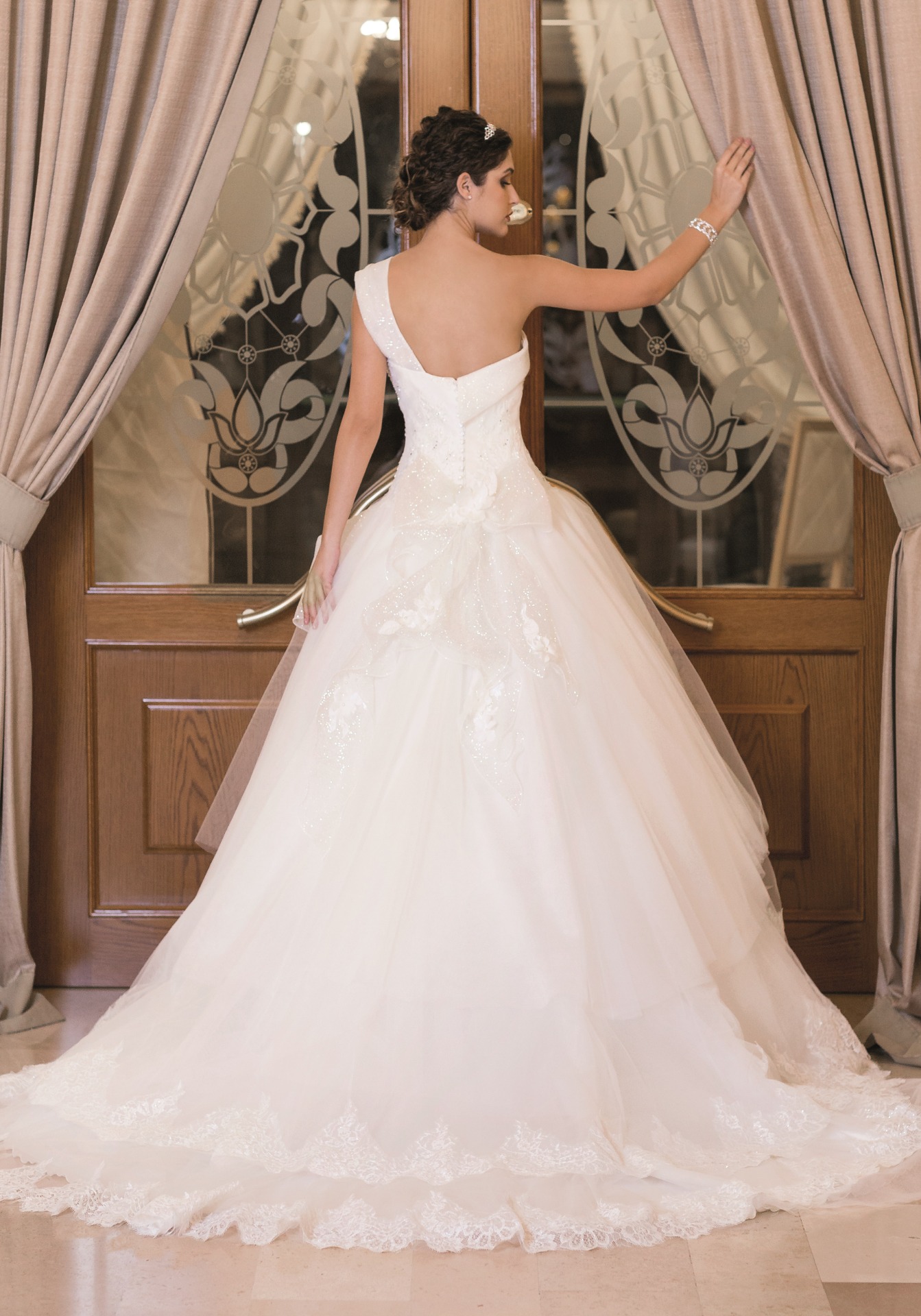 Acquisto \u003evalentino minale sposa Grande vendita - OFF 73%