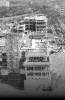 Konstrukce domů (foto Václav Vlček).