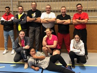 L'équipe D2 Amed.Fabrice.Martial.André.Jean Pierre.Willy.Lisa.Elodie.Nathalie.Laureen