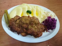 Cikánský řízek s domácí bramaborovu kaší