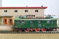 Fleischmann Vintage anni '50: Locomotiva elettrica DB E 32