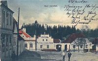 Zbožné přání faráře Doláka se nesplnilo a v jeho domku žádná opatrovna ani plovárna nevznikla. (archiv: Věra Písaříková)