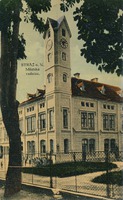 Radnice ve Stráži nad Nežárkou na dobové pohlednici po přestavbě z roku 1876 (archiv: Marta Hrušková)