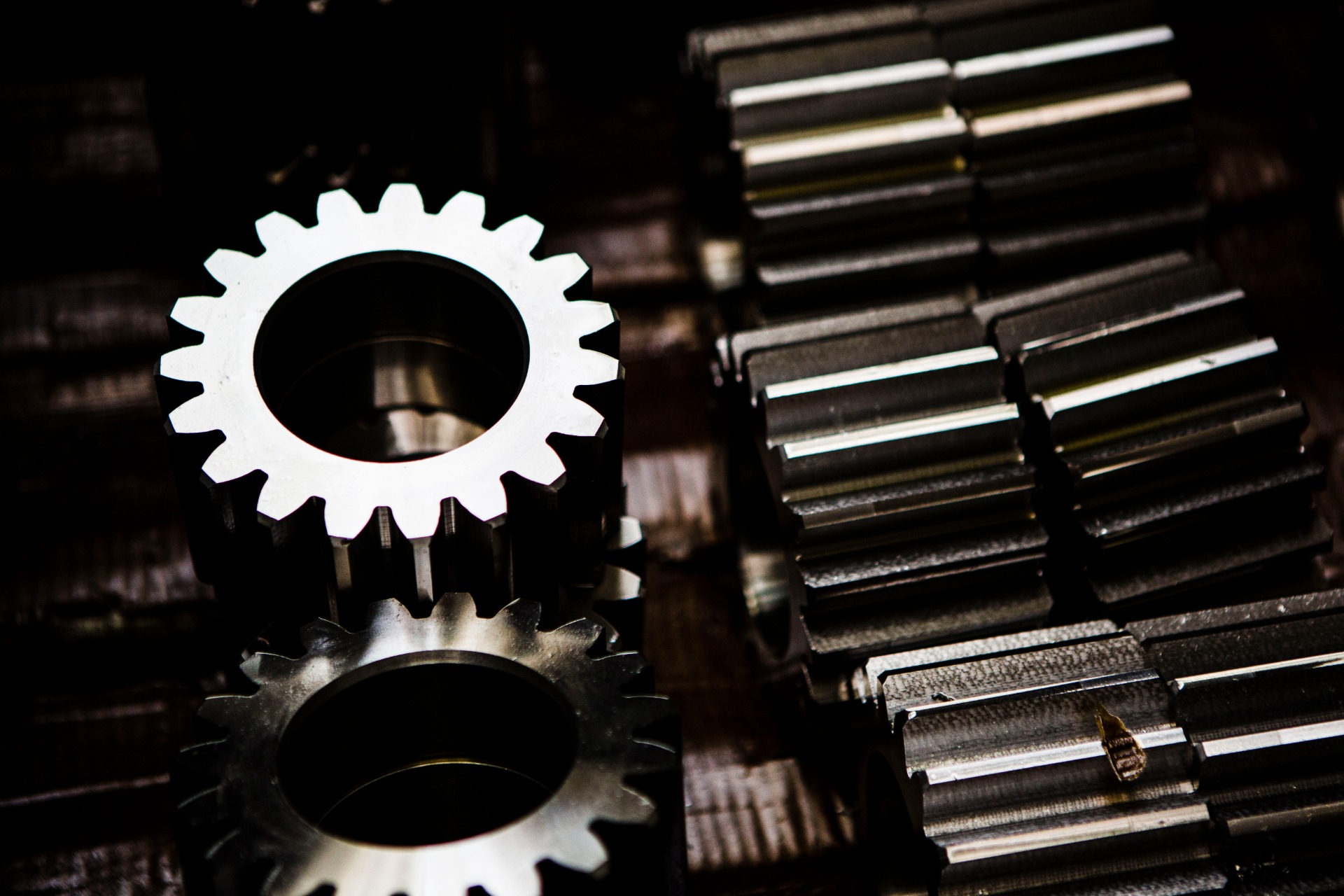 CZ-AUTO: We produce top gear wheels and shafts