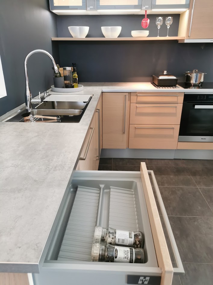 Focus Hvit Eik Fra Hth Kjokken