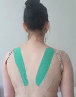 Terapeutický kinesiotaping - stabilizácia lopatiek a chrbta, tejpovanie proti bolesti chrbta, zmierňovanie bolesti