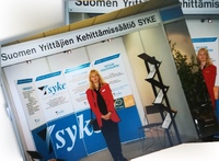 Koulutusmyyntiä Finlandia-talolla.