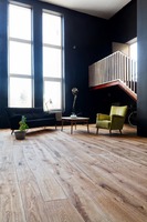 Pavimento parquet rovere nodato oliato