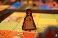 "Queendomino, kdo je na světě nejkrásnější?", "Kluci z Deskologu, má paní."