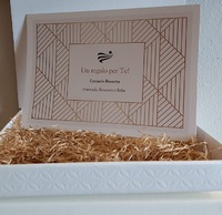 Regala Benessere! Un cofanetto con il trattamento o un programma personalizzato che preferisci! Se hai bisogno di qualche consiglio chiamami o scrivimi una mail!