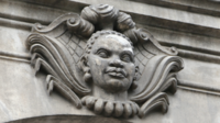 Mascaron en façade d'un hôtel particulier, Nantes
